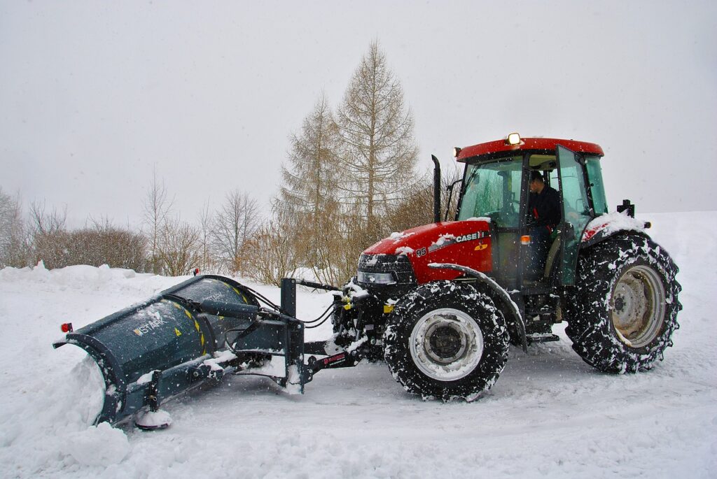 tractor, snow, cleaning snow in lincolnshire