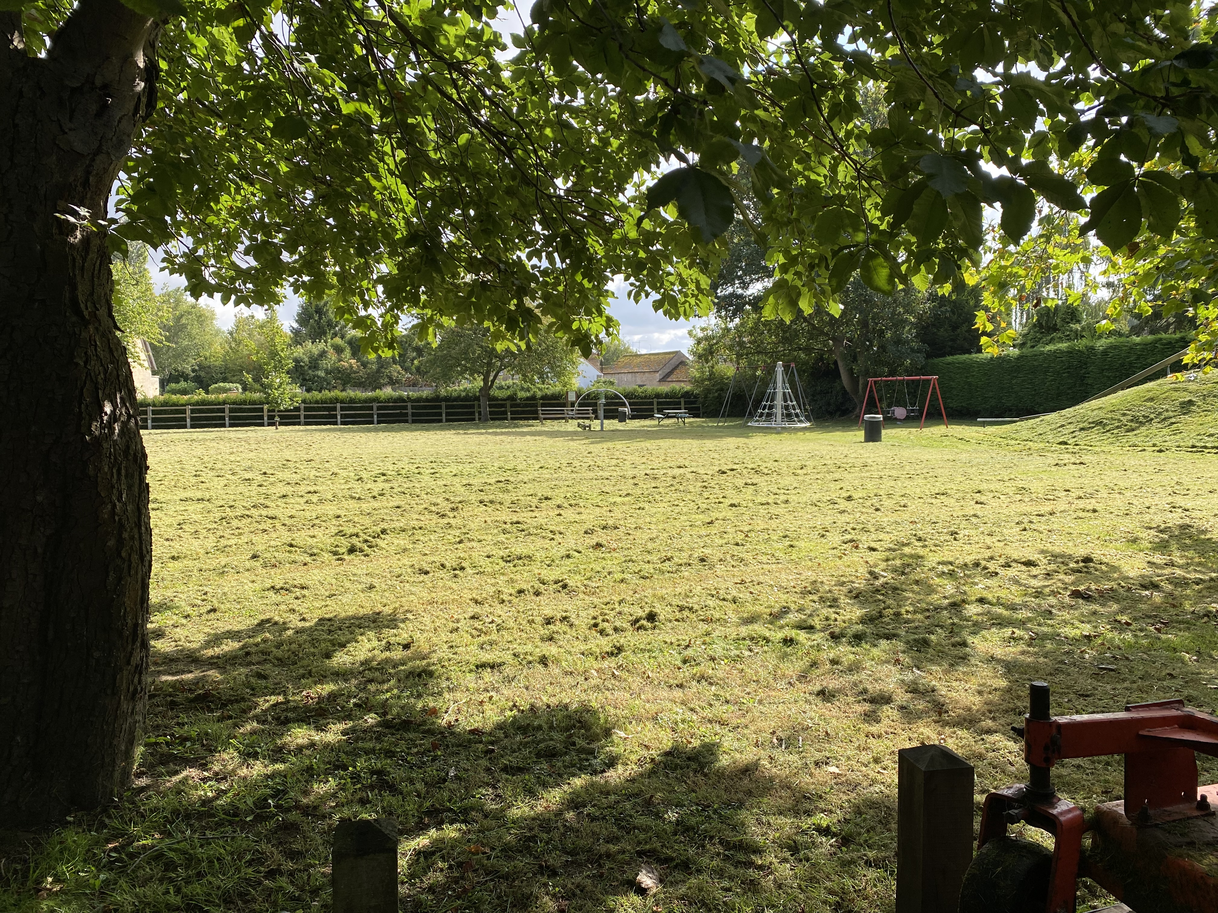 Grass Cutting Contractors in Peakirk.