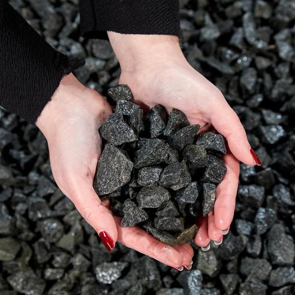Black-Basalt-20mm-Gravel Decorative gravel
