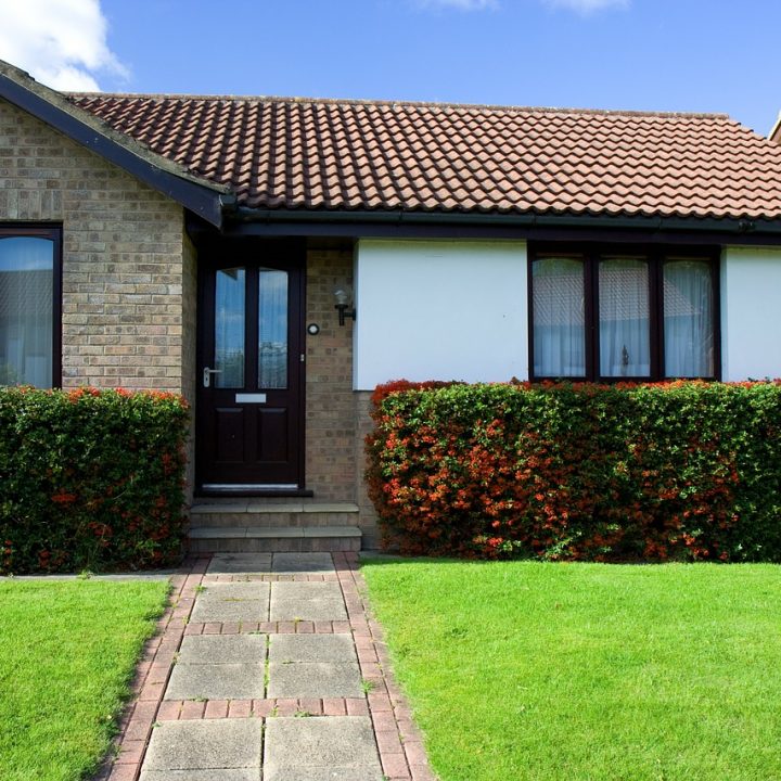 bungalow, house, door-20544 bungalow, house, door